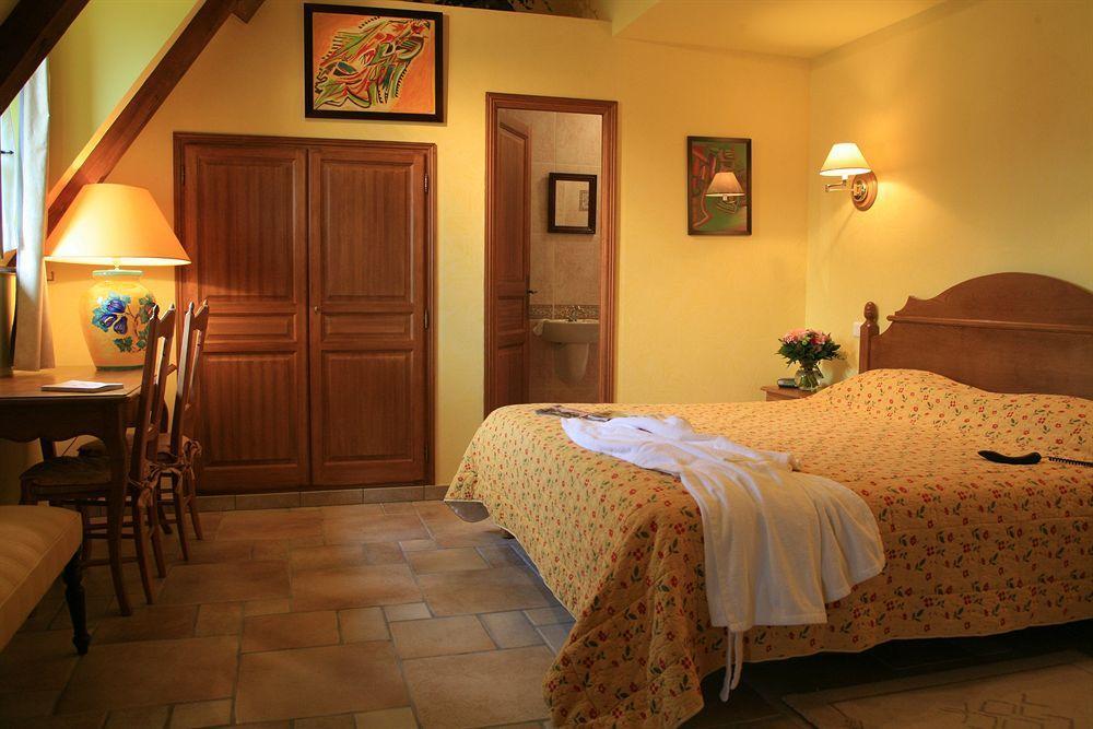 Hotel Chateau De Salles