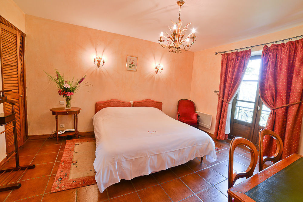 Chateau De Salles 4* Vézac